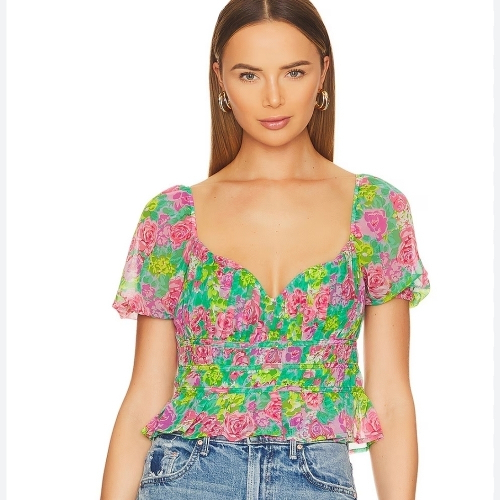 ASTR the Label Short Sleve Leigh Floral Print Top- size M